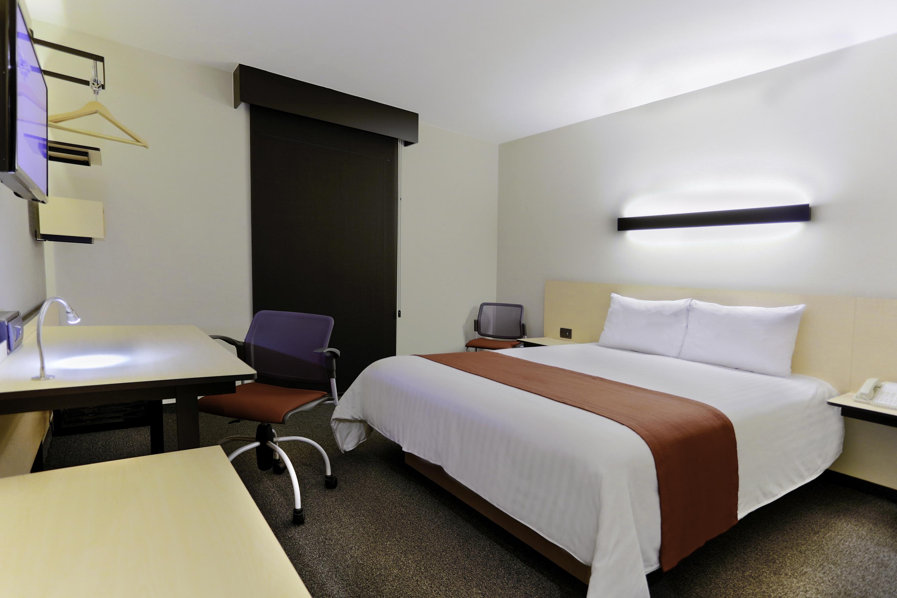 City Express By Marriott Irapuato Norte Exteriör bild