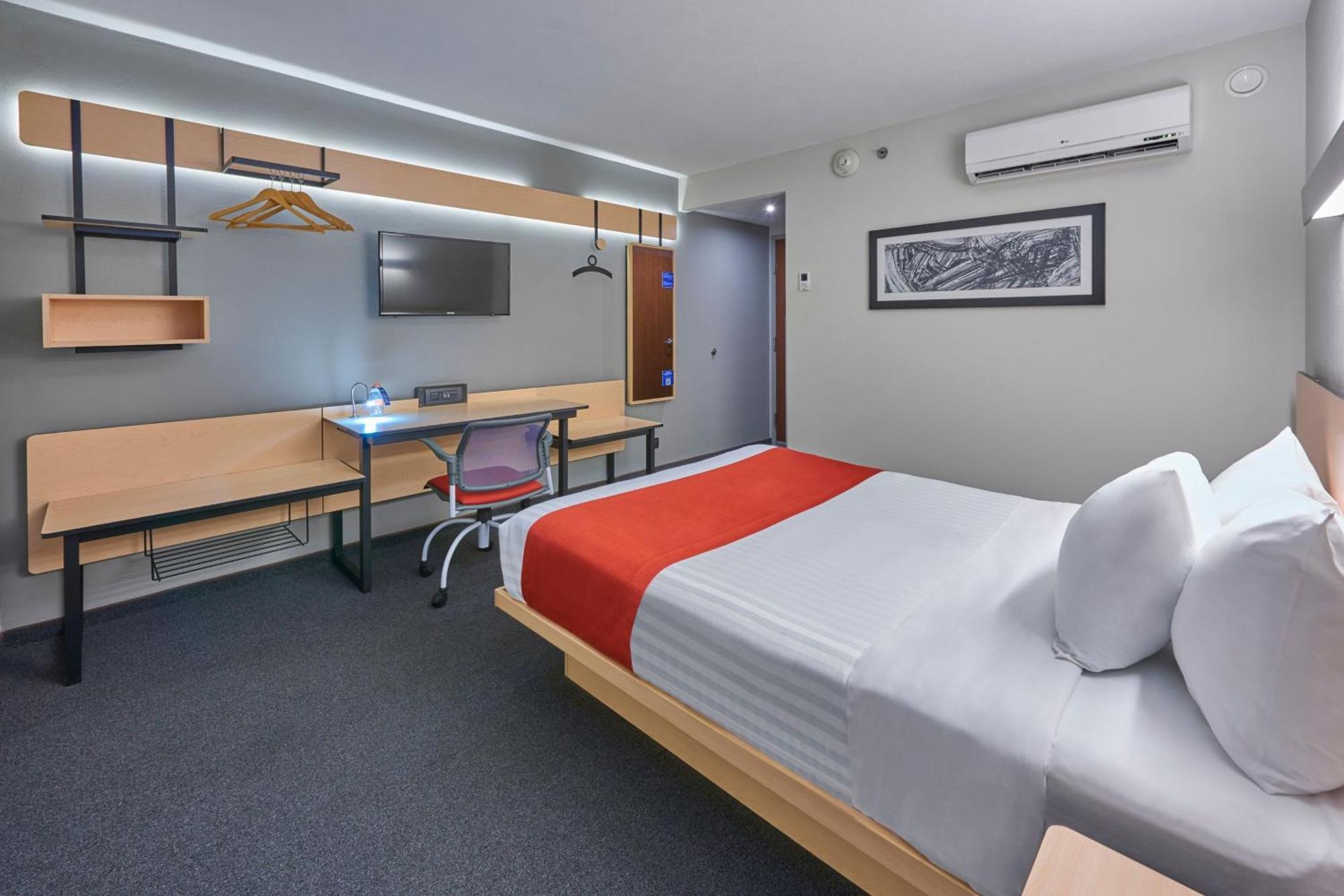 City Express By Marriott Irapuato Norte Exteriör bild